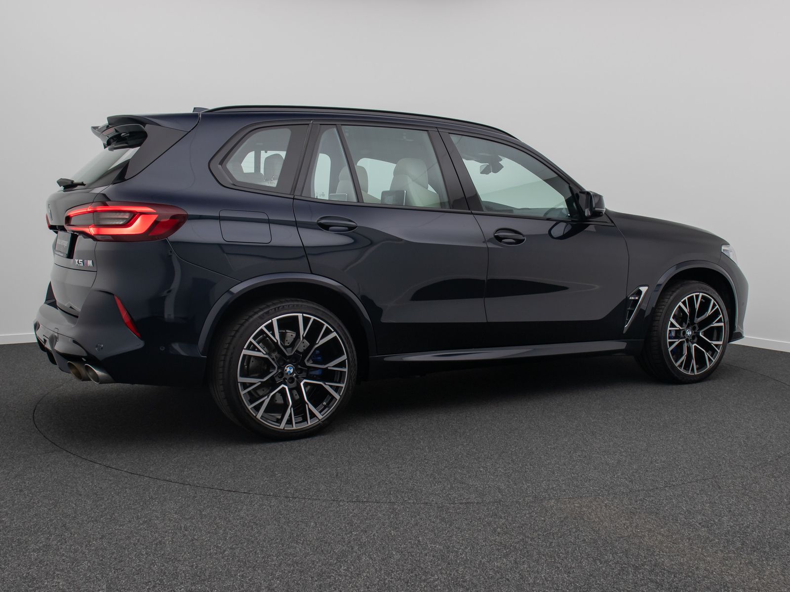 Fahrzeugabbildung BMW X5 M FondEntert NightVision TV SkyLoung MegaVoll
