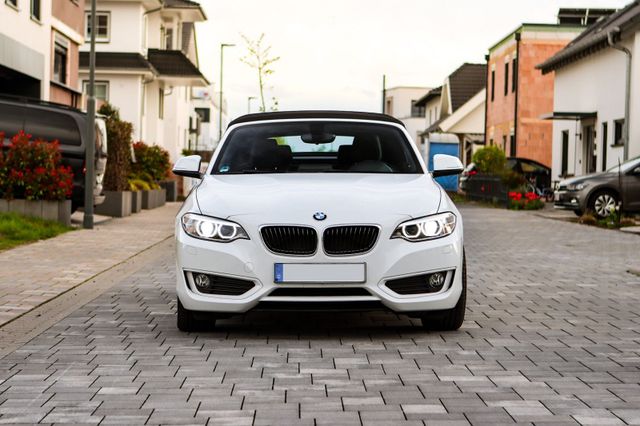 BMW 220i Cabrio - pures Fahrvergnügen