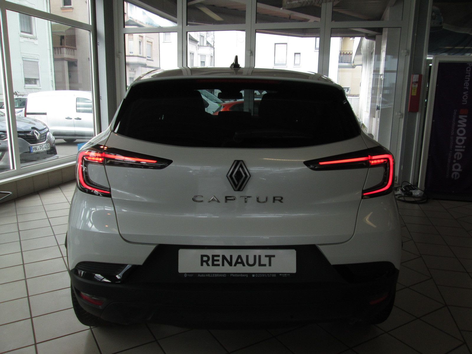 Renault Captur Mild Hybrid 140 EDC Techno*SHZ*AUTOMATIK* imagem 3