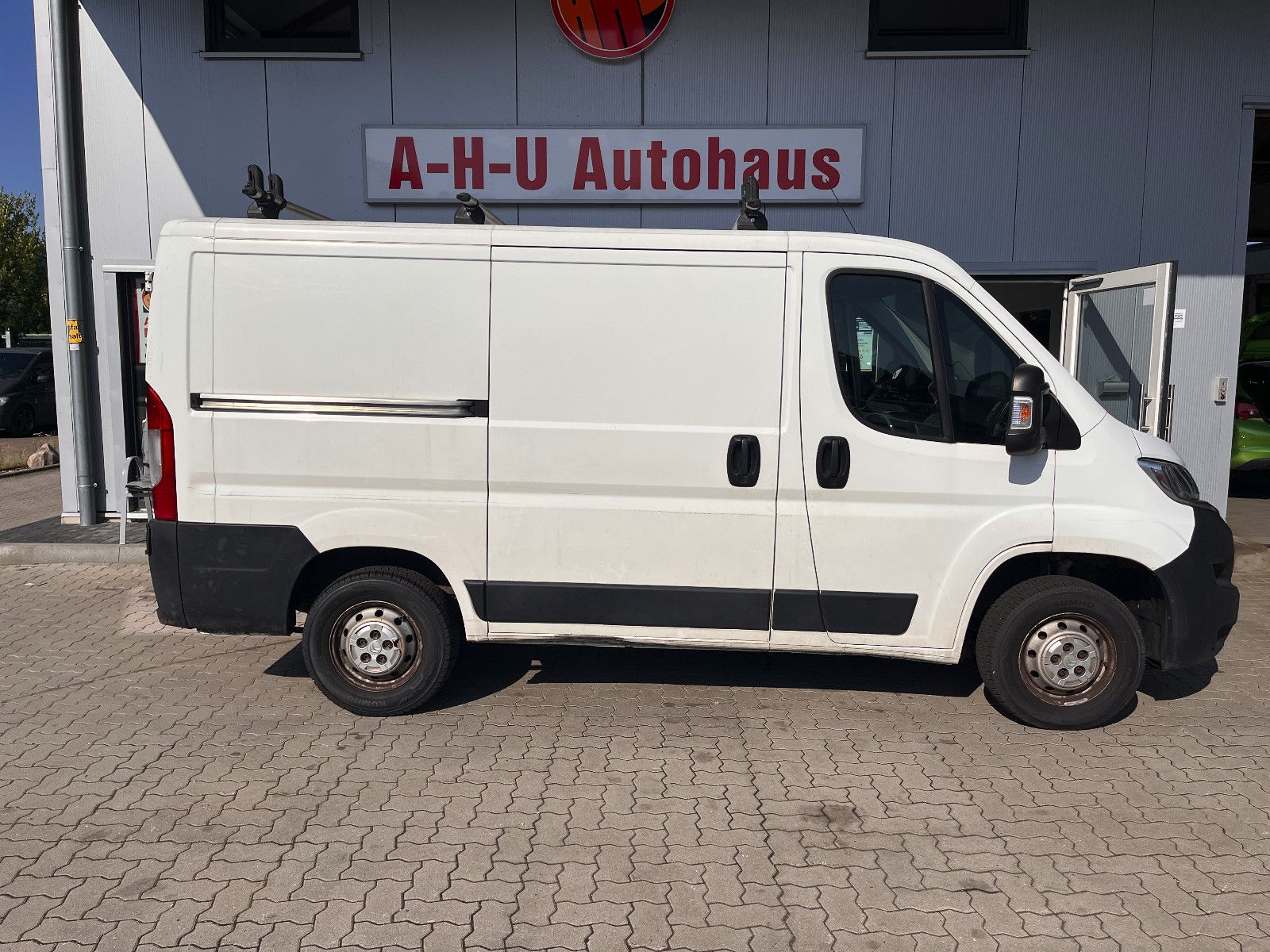 Fahrzeugabbildung Citroën Jumper Kasten 30 L1H1 PROLINE BlueHDi 110