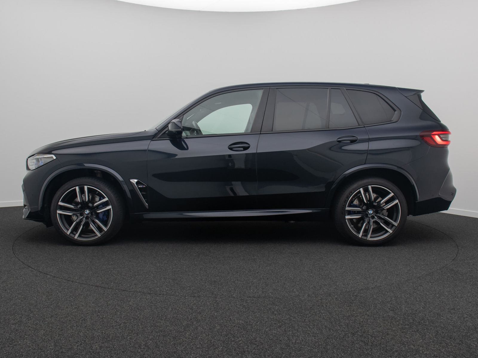 Fahrzeugabbildung BMW X5 M 360°B&W Panorama HUD Massage DAB FondEntert