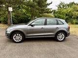 Audi Q5 3.0 TDI  quattro / Alcantara/Navi/Xenon-plus - Audi Q5: Grau, Alcantara