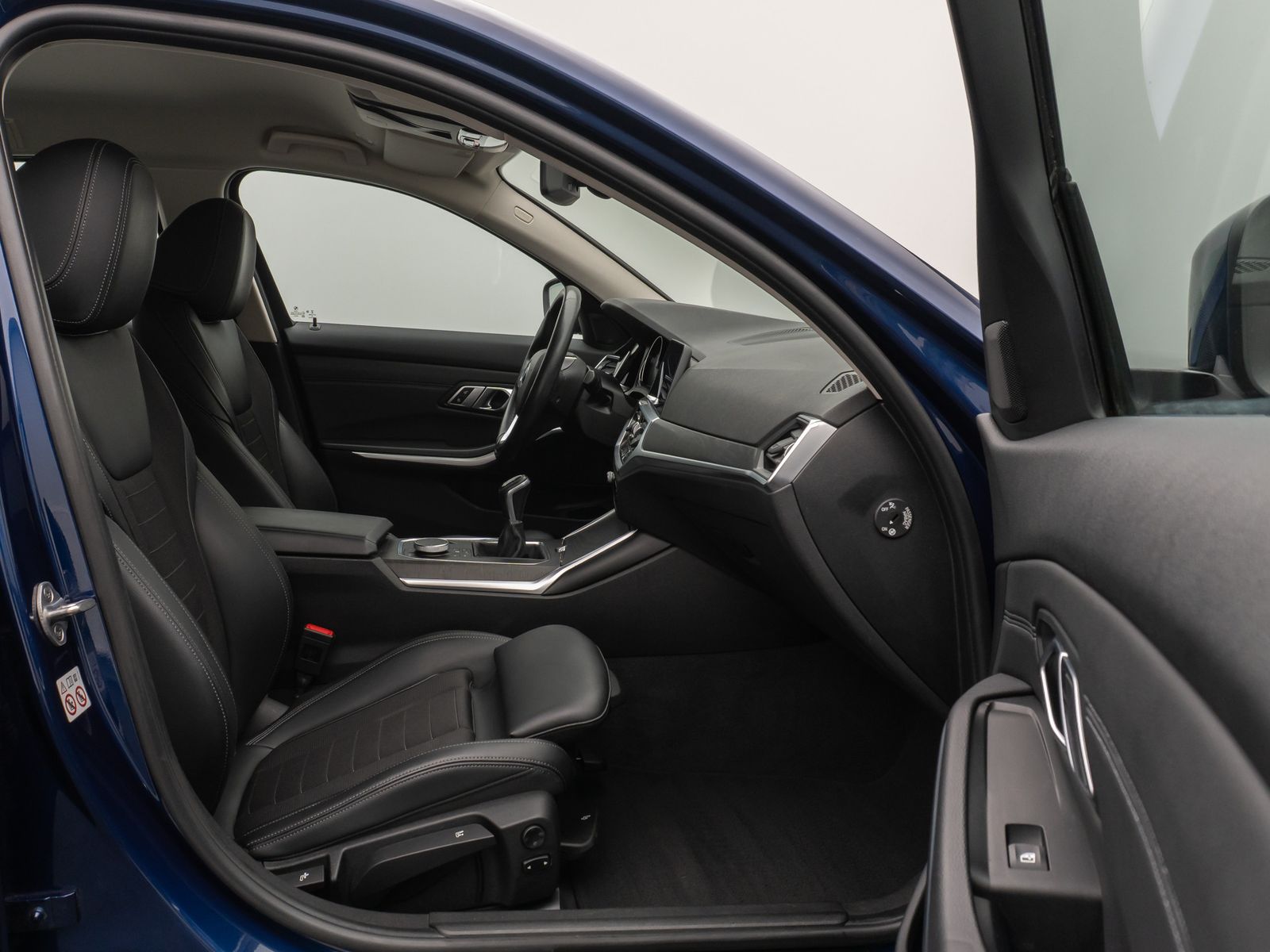 Fahrzeugabbildung BMW 320d Kamera HiFi CockPit+ Sport Geschwindigkeit