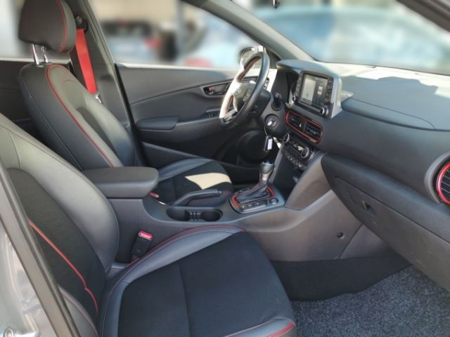 Fahrzeugabbildung Hyundai KONA Style 4WD 1.6 T-GDI Navi AHK Teilleder SHZ
