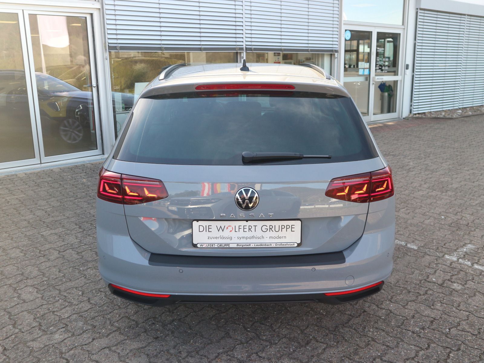 Volkswagen Passat Variant - Bild 6