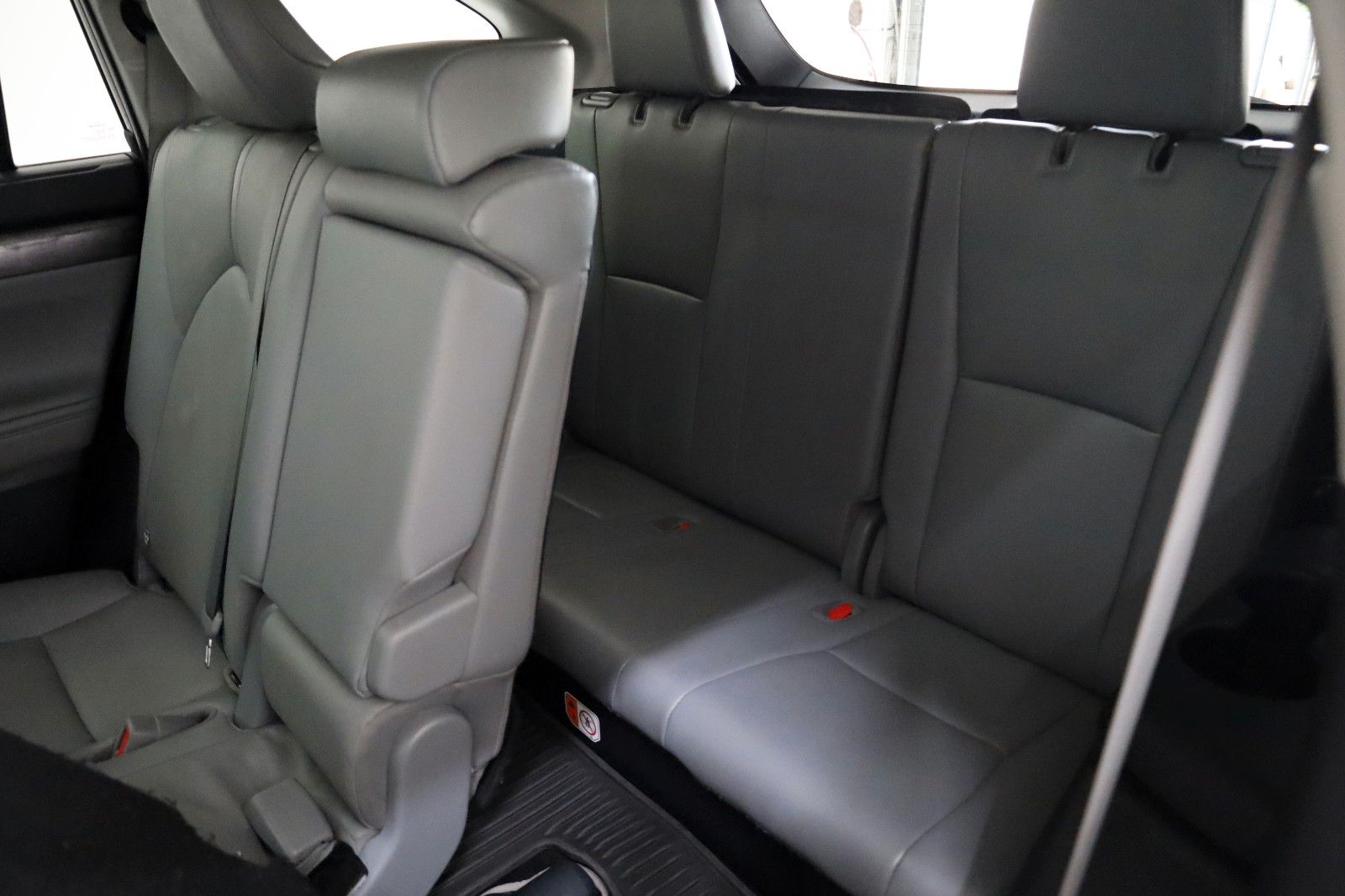 Fahrzeugabbildung Toyota Highlander Hybrid Executive,Sitzlüft,7Sitz,Kamer