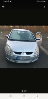 Mitsubishi Colt CZ3 1.3 Invite Invite - Mitsubishi Colt mit Halbautomatikschaltung