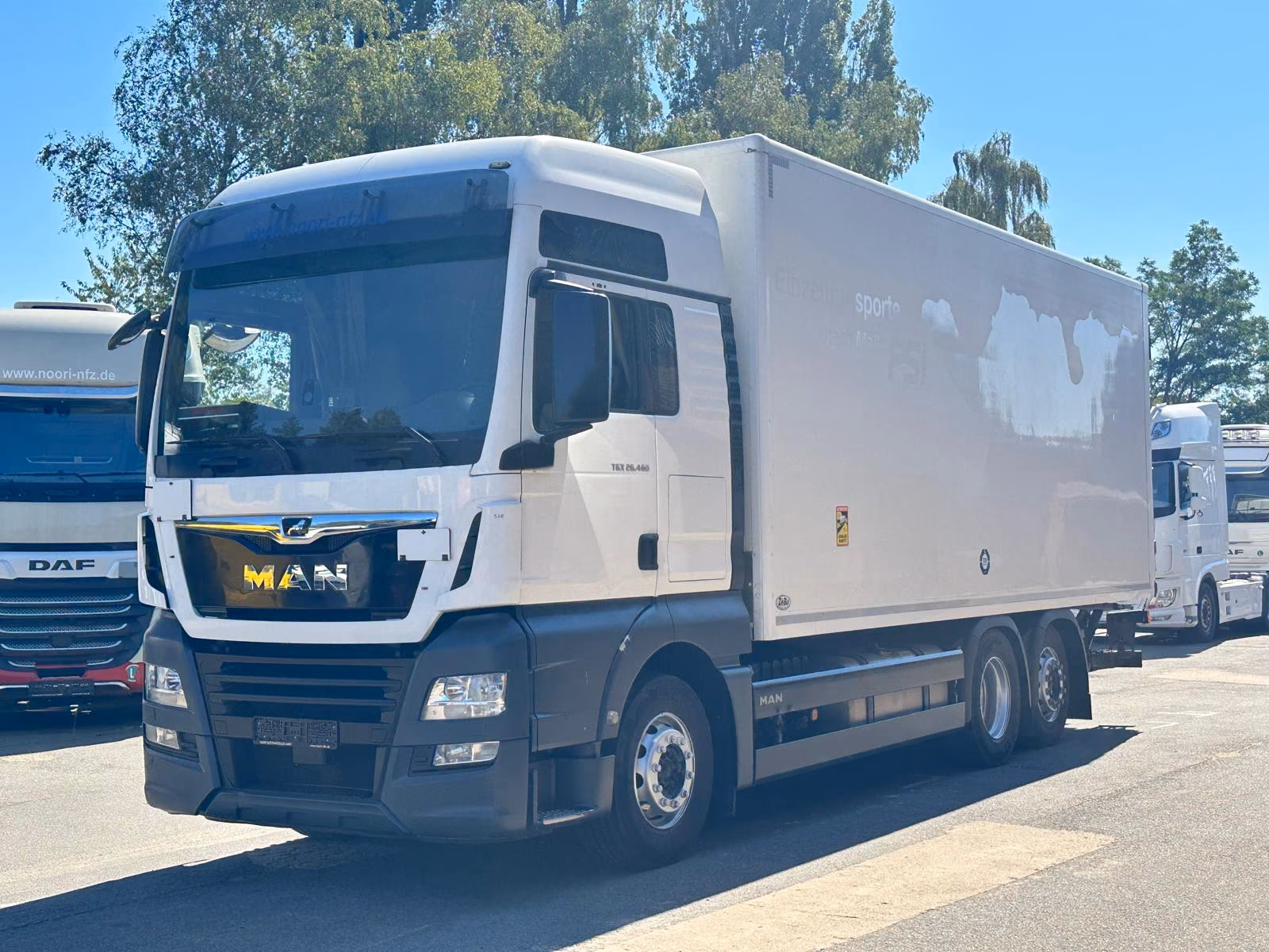MAN TGX 26.460 Möbelkoffer LBW 2.000Kg AHK ACC LGS