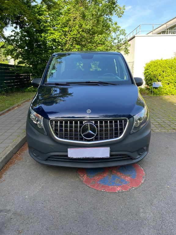 Image of Mercedes-Benz Vito