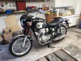 Kawasaki W800  - KAWASAKI W800