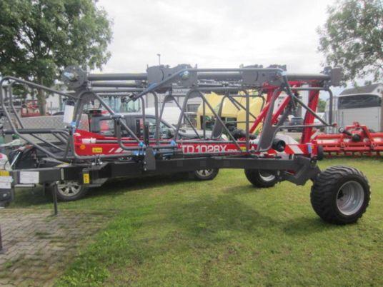 Massey Ferguson 1028X TRC