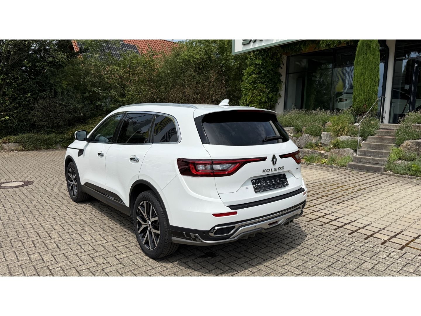 Fahrzeugabbildung Renault Koleos Intens TCE 160 EDC Navi Soundsystem LED A