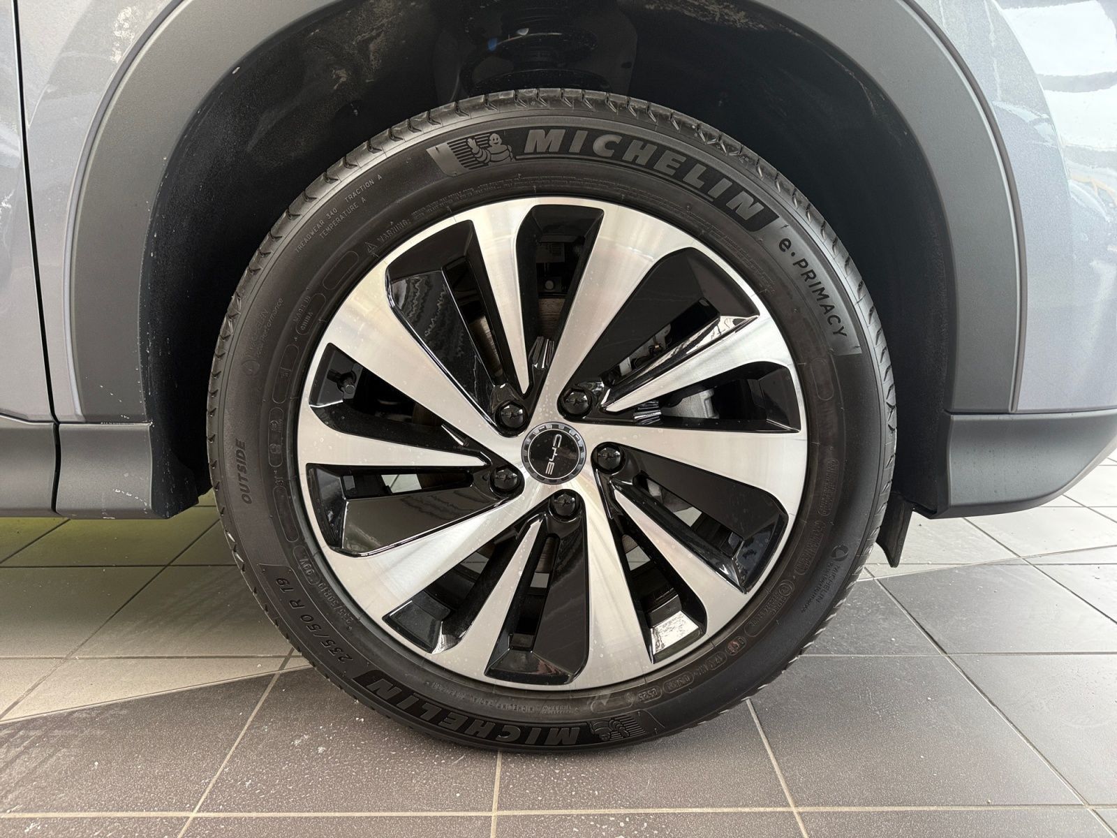 BYD SEAL U
