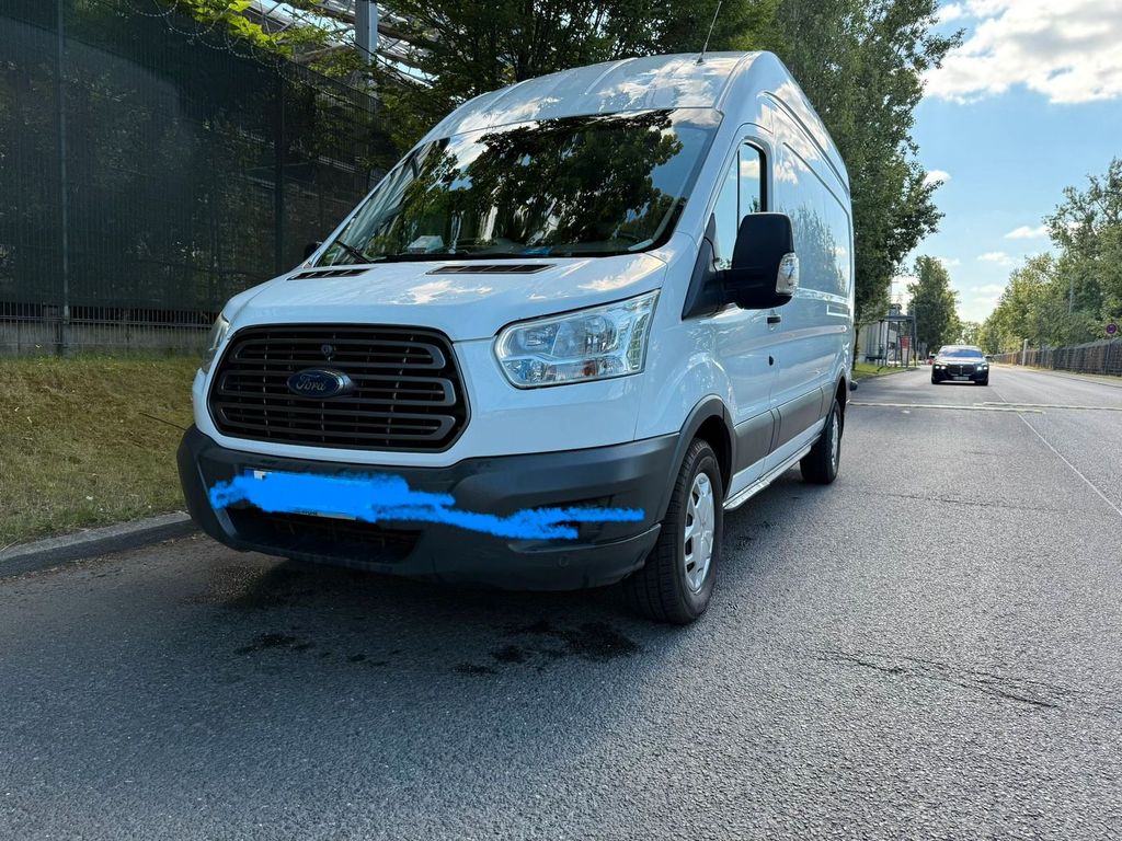 Image of Ford Transit