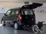 Citroën Berlingo 1.2  Feel M Rollstuhlgerecht-Rampe 4+1 - Citroën Berlingo: 1.4