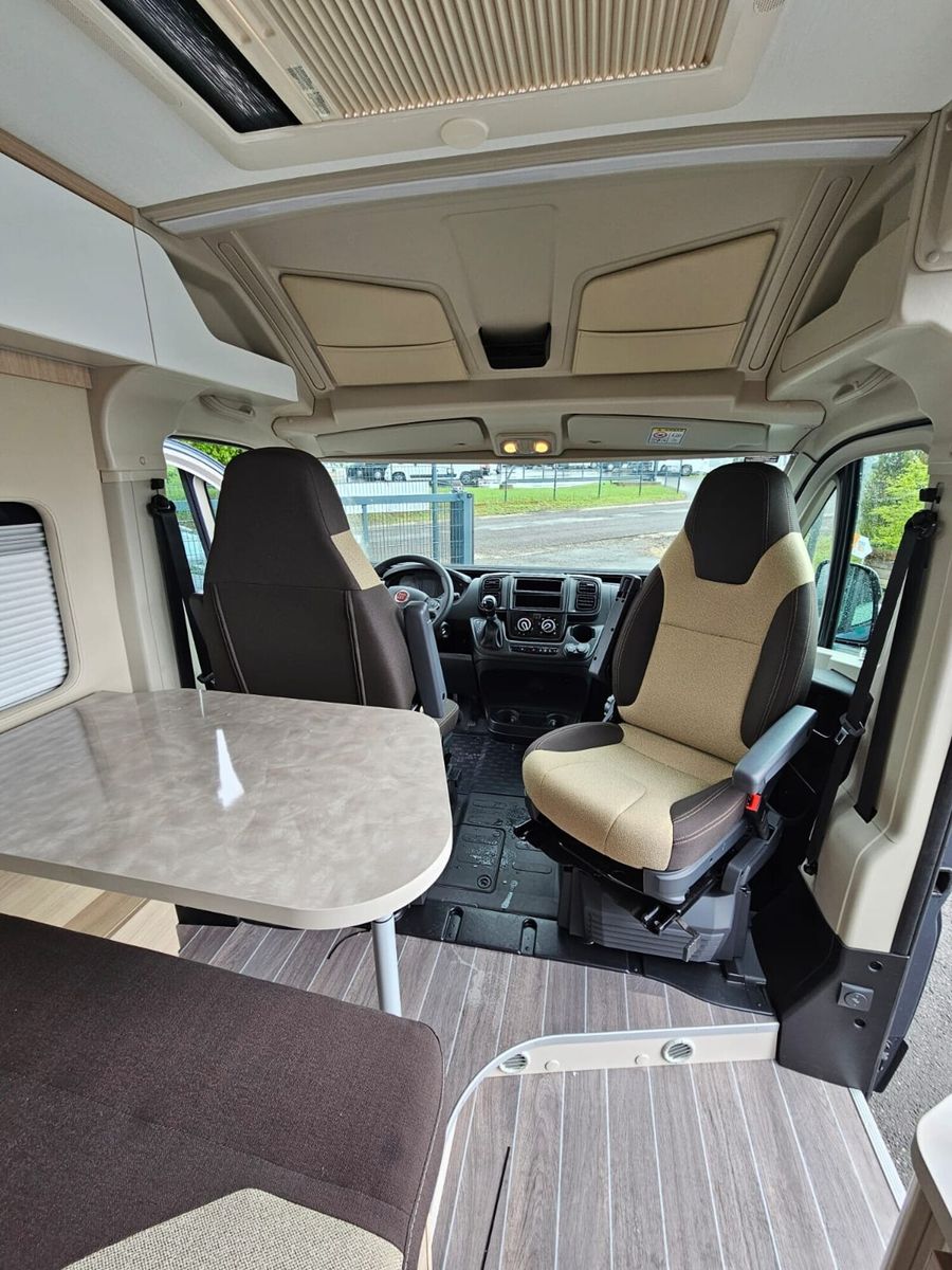 Fahrzeugabbildung Forster Vantasy FV599HB Autom.140PS