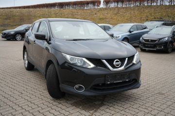 Nissan Qashqai - 1