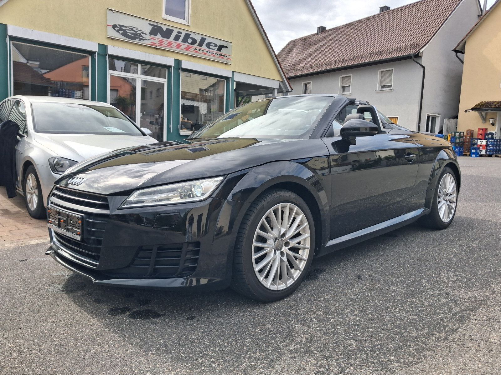 AUDI TT Roadster 1.8 TFSI S-tr. XENON+VIRTUAL+NAVI