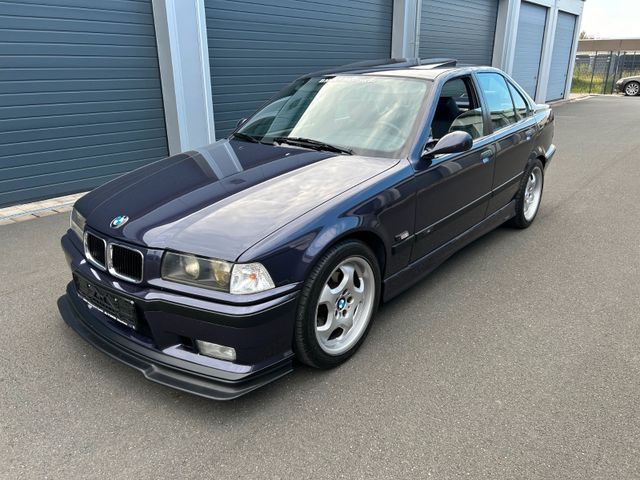 BMW 328i   M Paket ab Werk  , Top Zustand