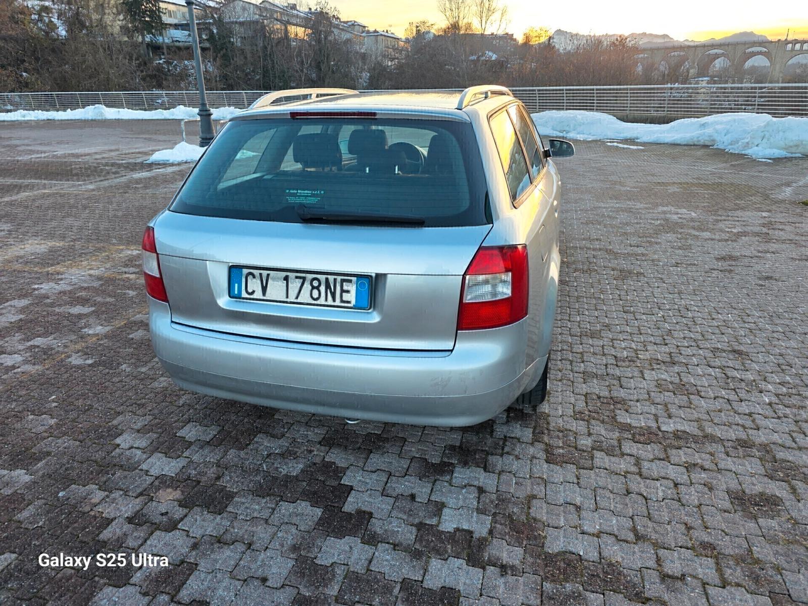 Audi A4 2005 — photo 8