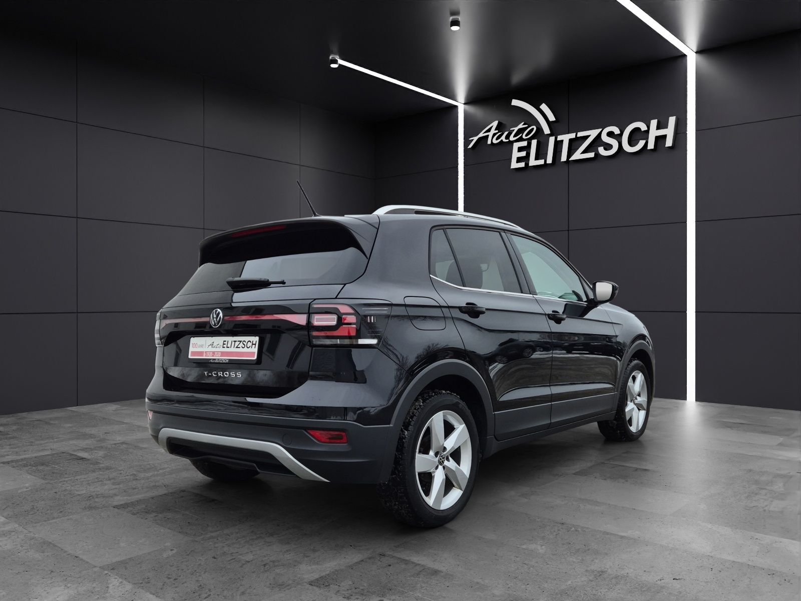 Fahrzeugabbildung Volkswagen T-Cross Style DSG AHK Kamera ACC LED Navi Climat