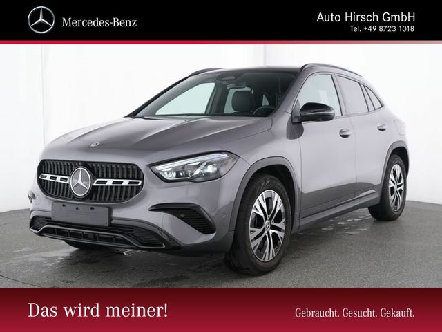 MERCEDES-BENZ GLA 220 d 4M MULTIBEAM+AHK+360°+Pano-Dach+Memory