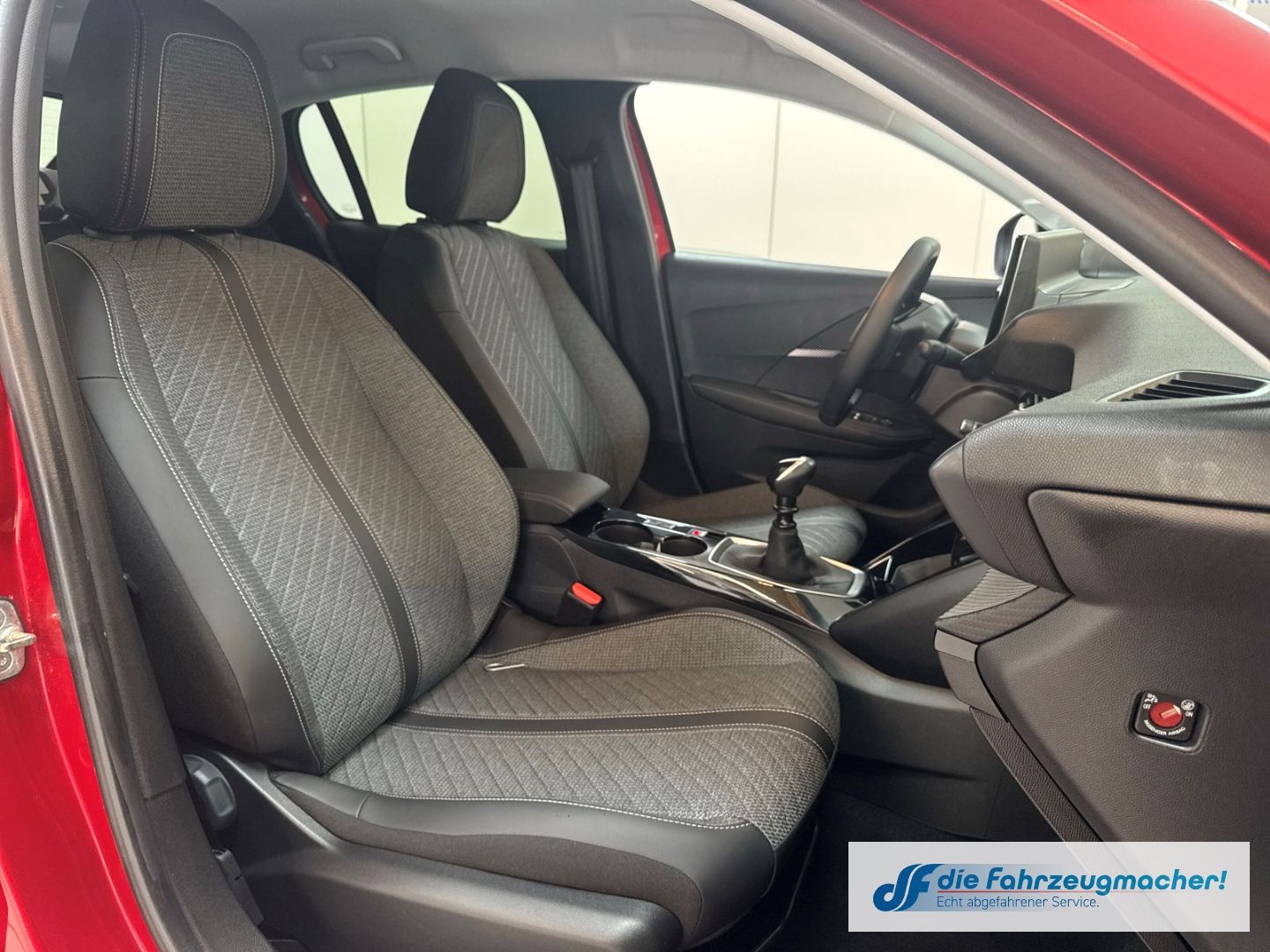 Fahrzeugabbildung Peugeot 208 Allure Digitales Cockpit LED Apple CarPlay A