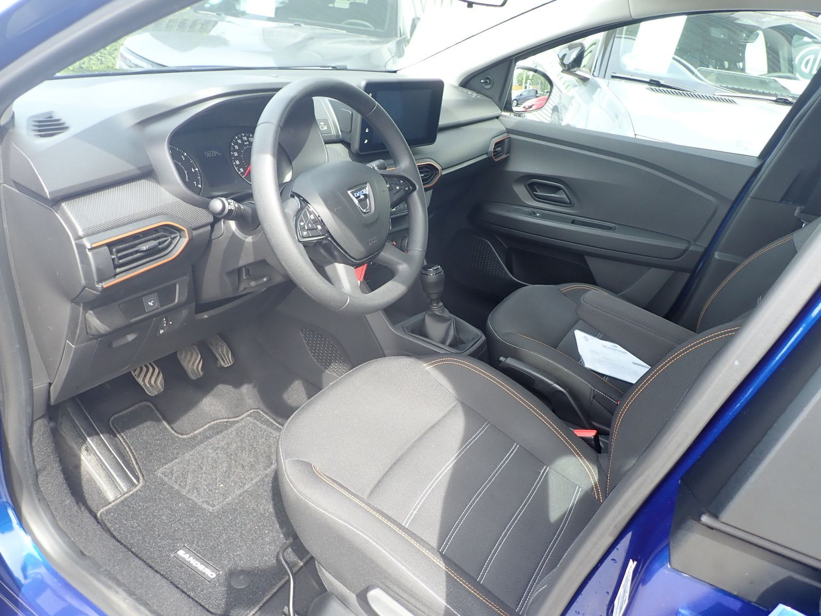 Fahrzeugabbildung Dacia Sandero III Stepway Essential TCe 90