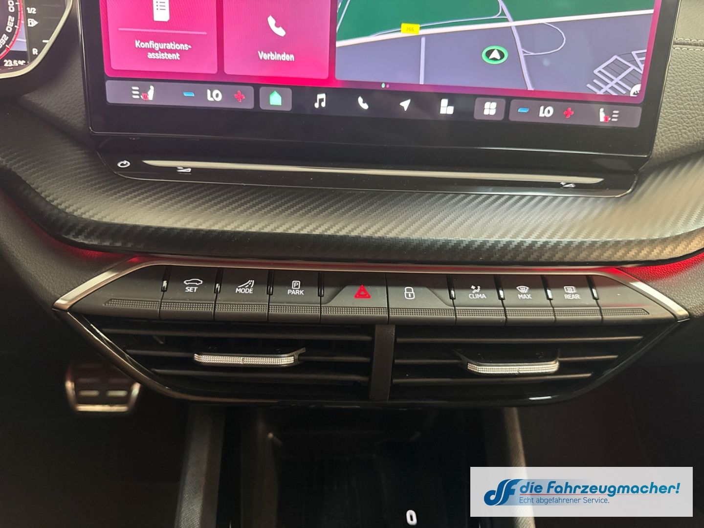 Fahrzeugabbildung SKODA Octavia Combi 2.0 TDI 110 kW Sportline Sportpake
