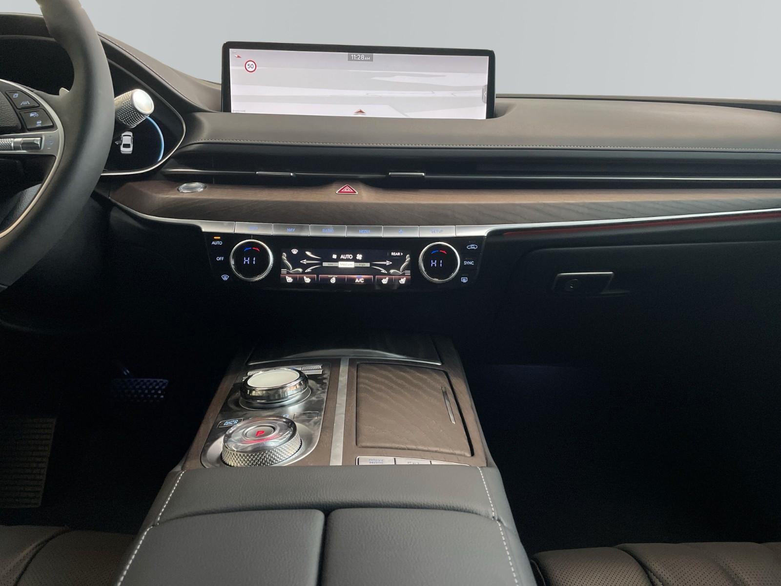 Genesis G80 Sport 4WD
