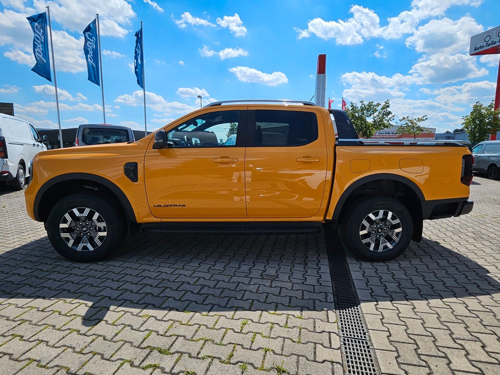 Fahrzeugabbildung Ford Ranger Plug-in-Hybrid Wildtrak e-4WD Doppelkabin
