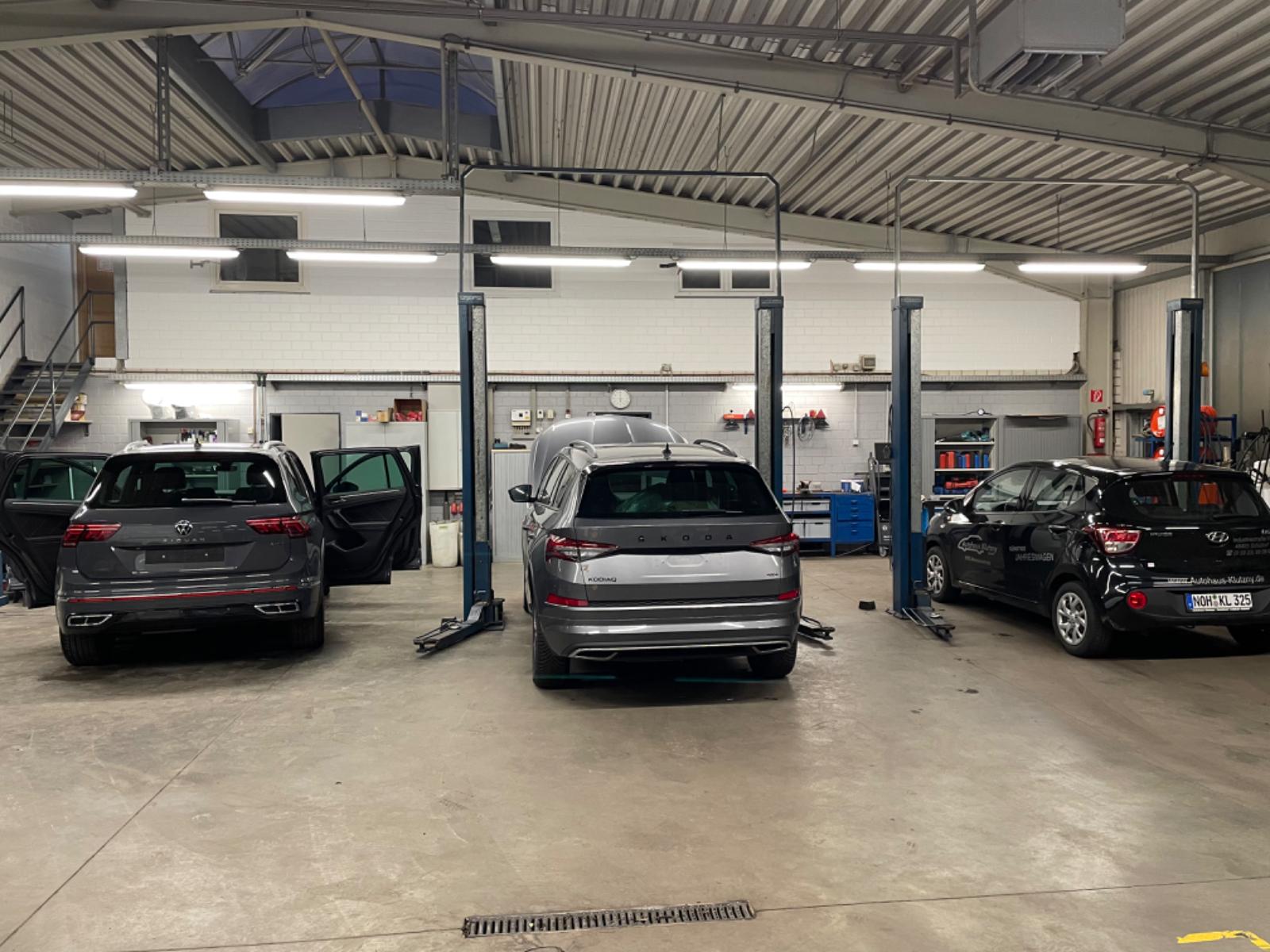 showroom-image-main