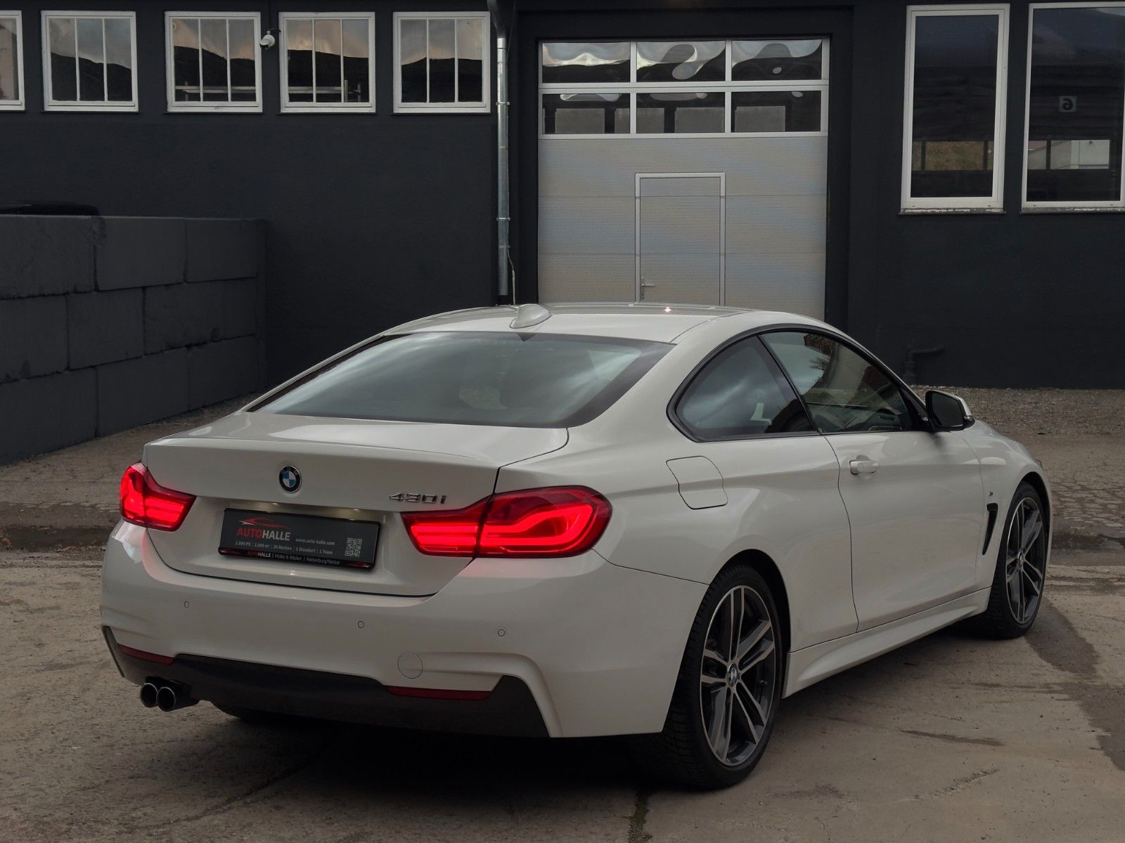Fahrzeugabbildung BMW 430i Coupe M Sport Navi SHZ PDC Temp LED 19"