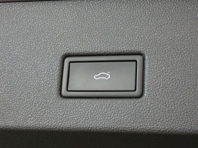 T-Roc Style 1.5 TSI DSG ACC RFK PANO IQLIGHT AHK