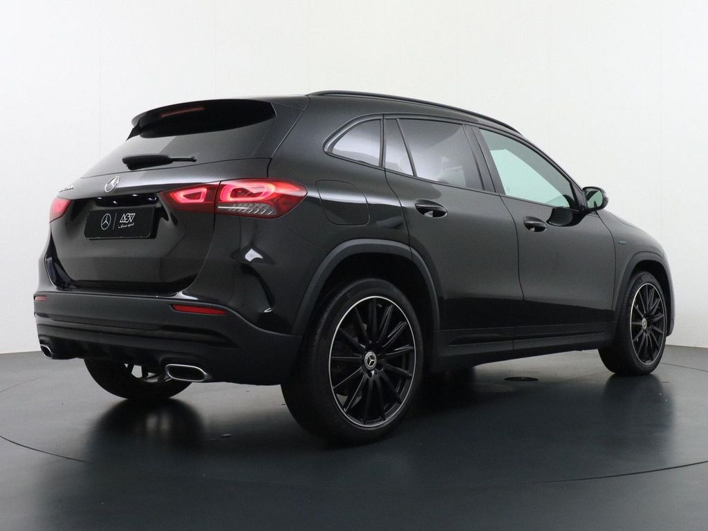 Mercedes-Benz GLA 250 GLA 250e AMG-Line | Sfeerverlichting |