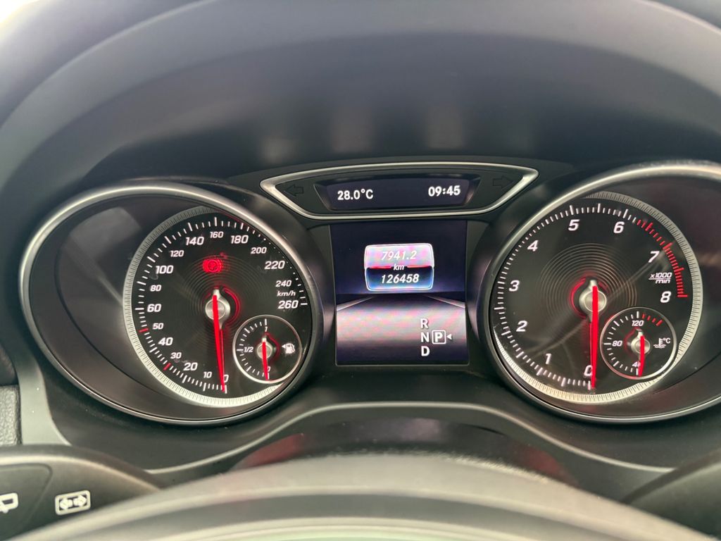 Mercedes-Benz GLA 200 - Bild 11