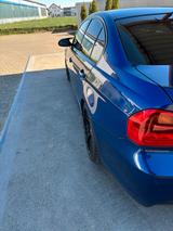 BMW E90 330d - BMW 330 aus 2006: 330d