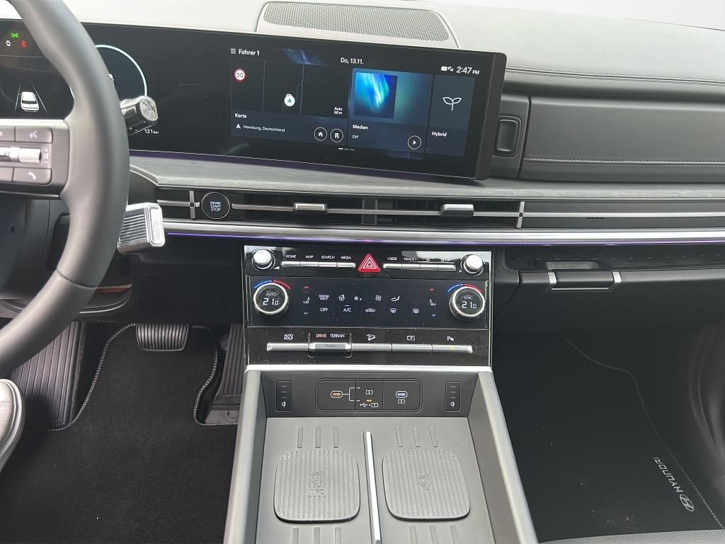 Fahrzeugabbildung Hyundai SANTA FE HEV Intro 2xKlima 360 ACC AUT Bel.Sitz