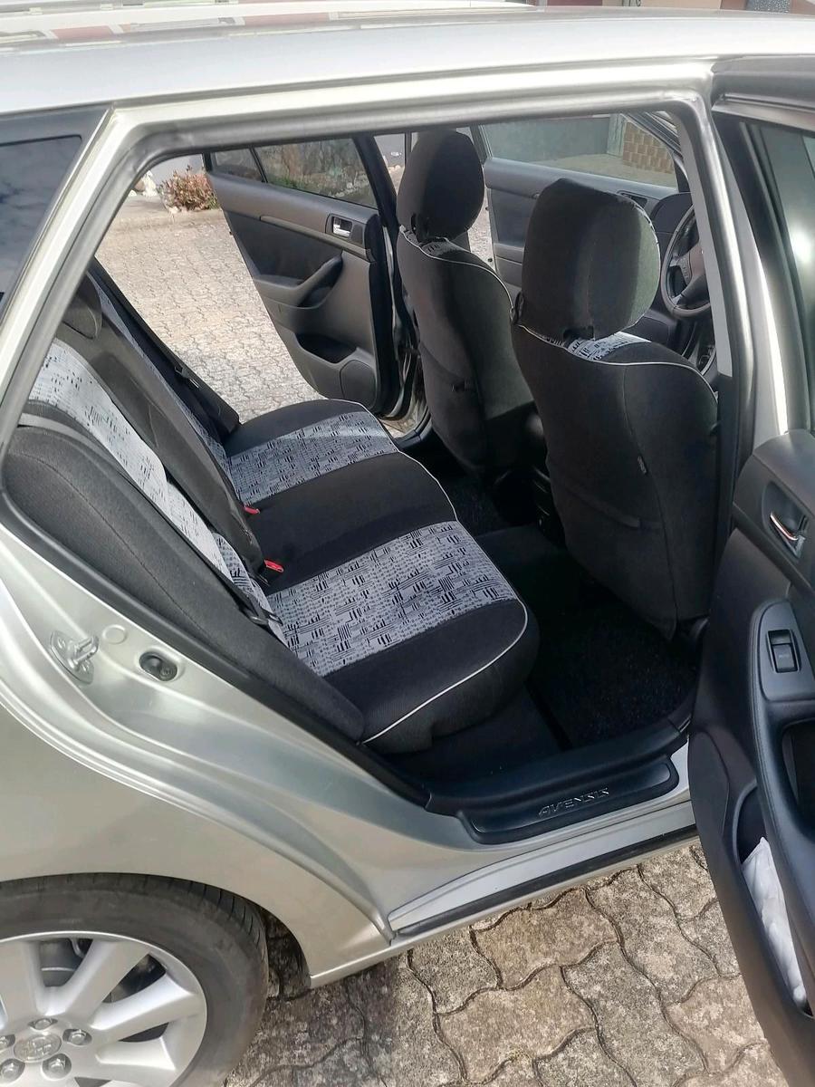Toyota Avensis 2005 — photo 9