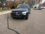 Volkswagen VW Tuareg, 3 l Diesel - Volkswagen Golf mit Diesel-Antrieb: Geländewagen