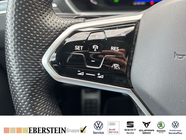 Volkswagen Tiguan R-Line 2,0TDI DSG AHK IQ.Light RFK