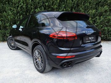 Porsche Cayenne - 11