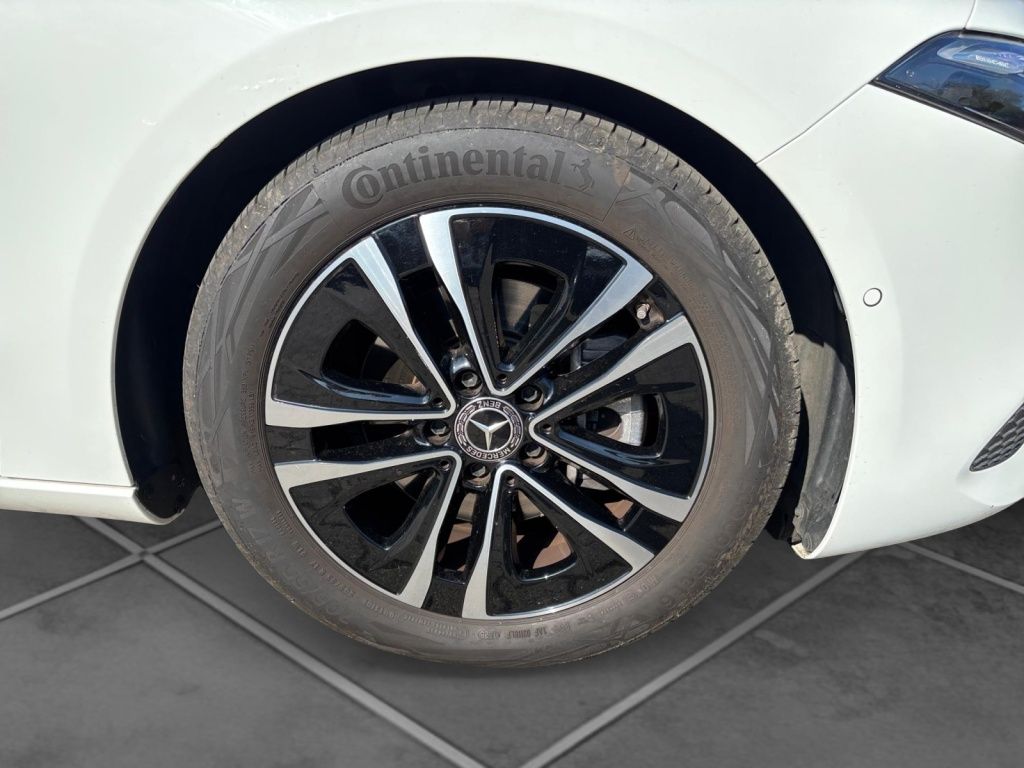 Mercedes-Benz A 180 Kompaktlimousine Progressive Winter Paket foto 5