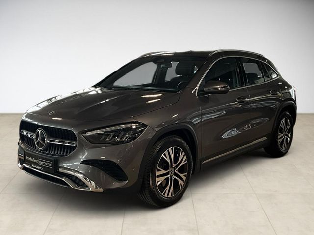 MERCEDES-BENZ GLA 200 Progressive AHK AUT Kam. KlimaA LED LM