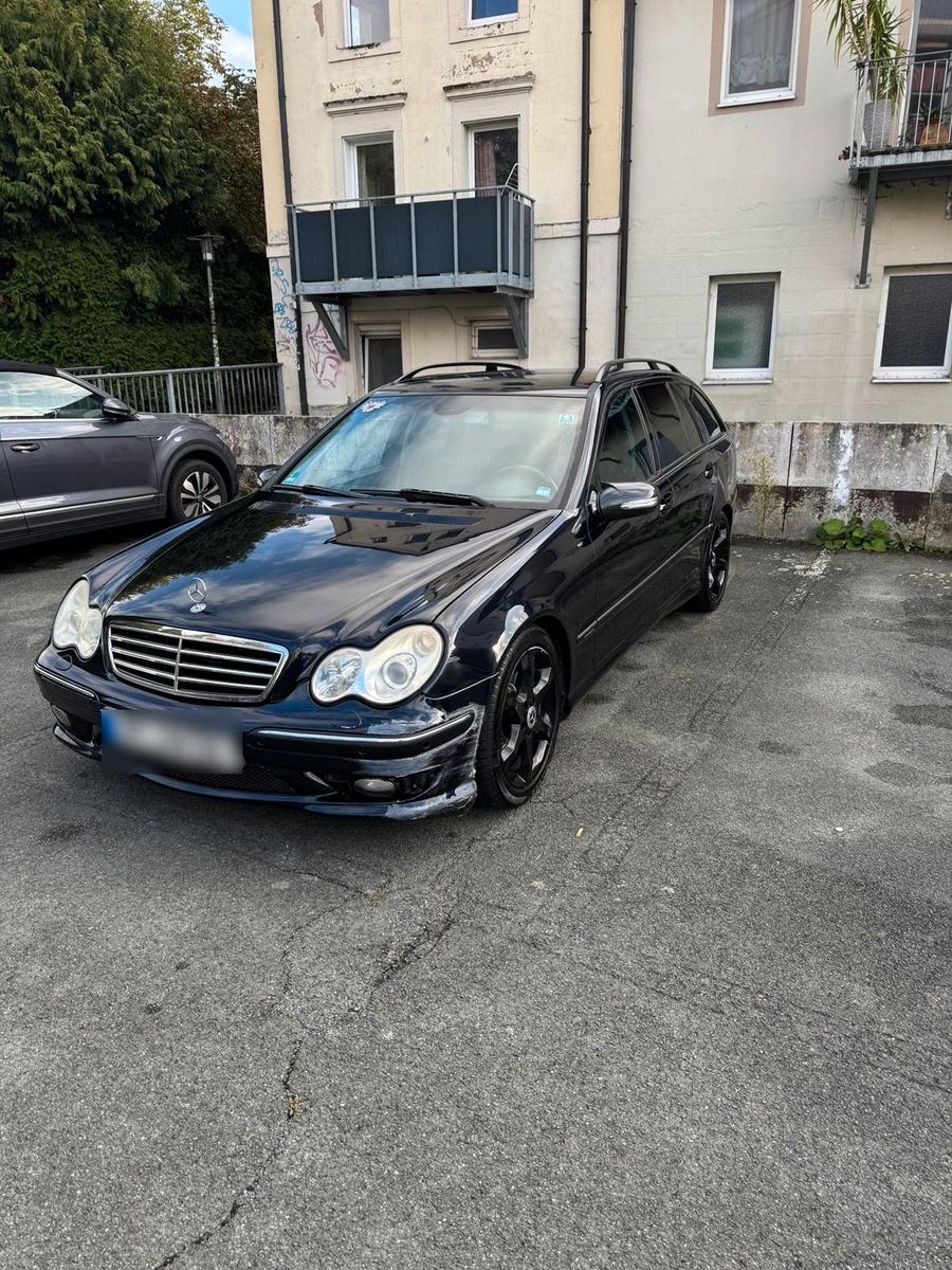 Mercedes-Benz C 220