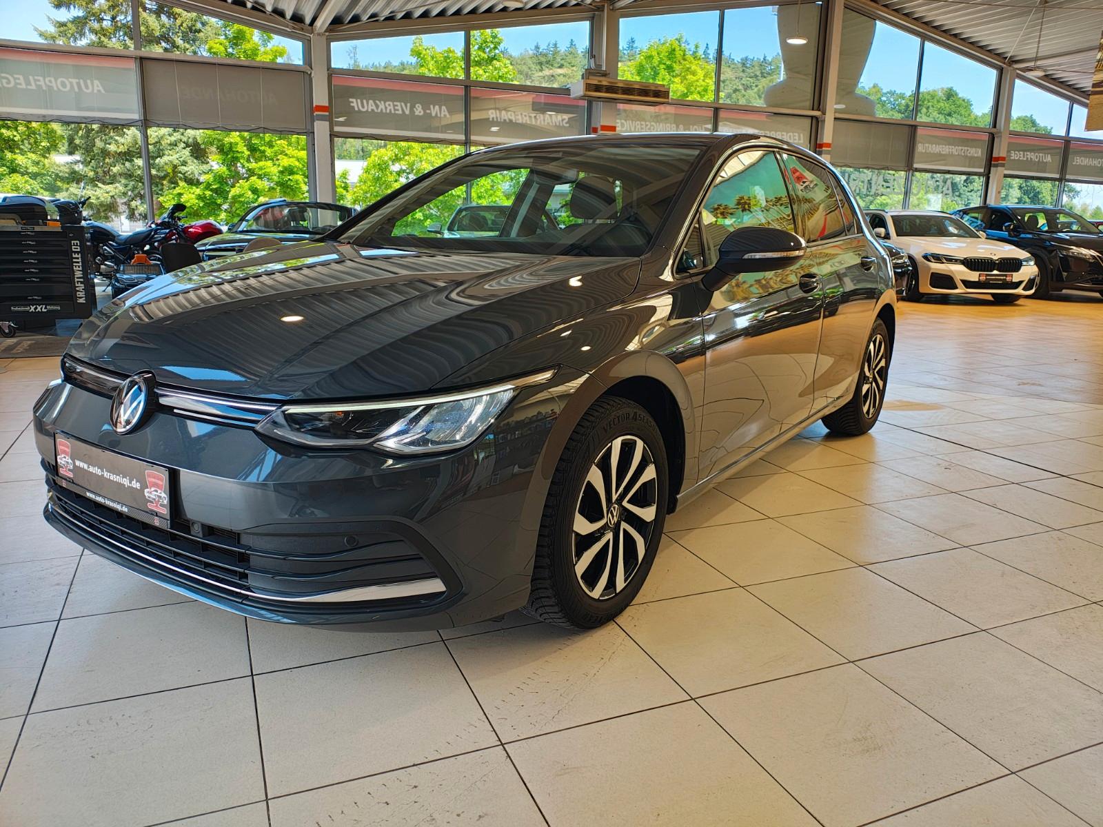 Volkswagen Golf VIII Lim. Active