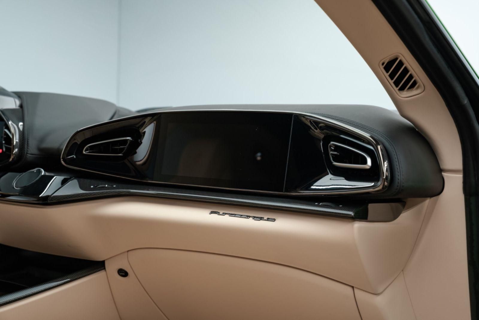 Fahrzeugabbildung Ferrari Purosangue V12 FULL CARBON/LIFT/MASSAGE/STOCK