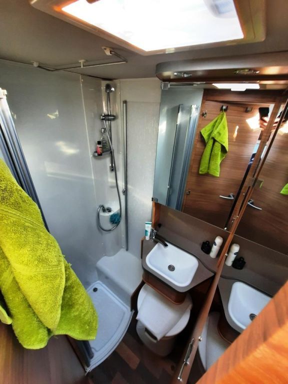 Fahrzeugabbildung Weinsberg CaraCompact 600 MEG EDITION [PEPPER] Verfüg./Spa