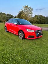 Audi S1 2.0 TFSI quattro Sportback - - schwarze Audi S1