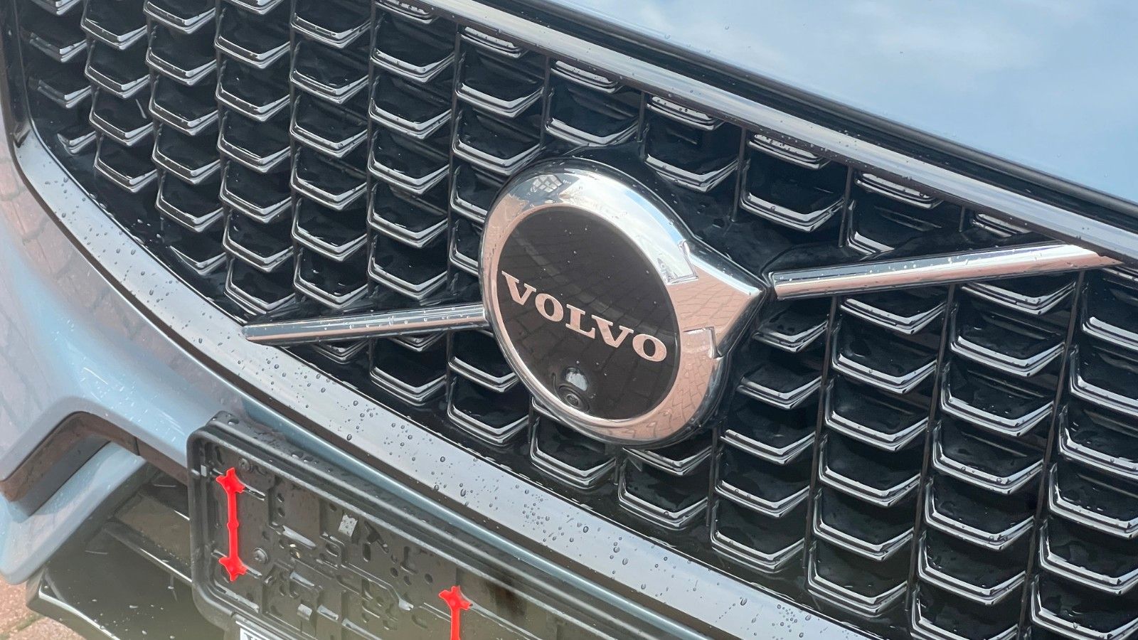 Fahrzeugabbildung Volvo XC60 B5 D Ultimate Dark AWD*360°*AHK*HUD*LUFT*